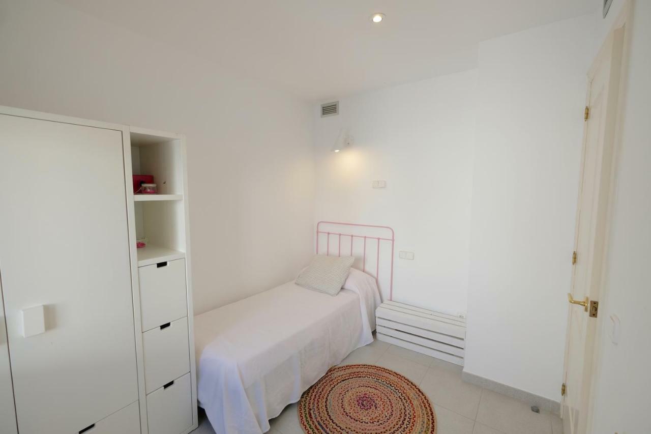 85 Avinguda De La Diputacio Apartment Cambrils Bagian luar foto