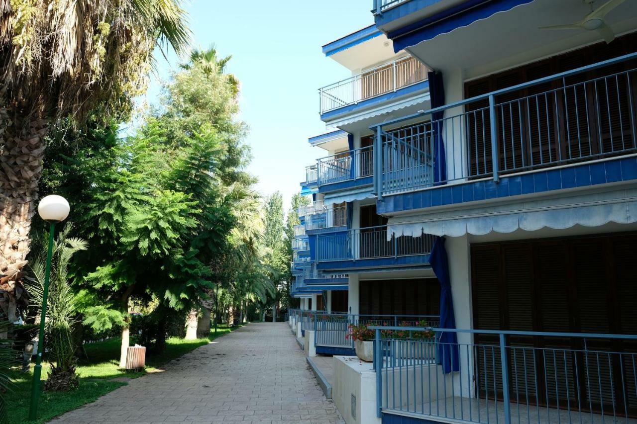 85 Avinguda De La Diputacio Apartment Cambrils Bagian luar foto